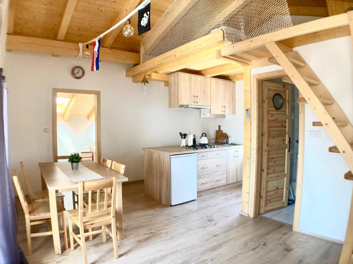 Kuca Nerezinka Appartement Nerezine Buitenkant foto