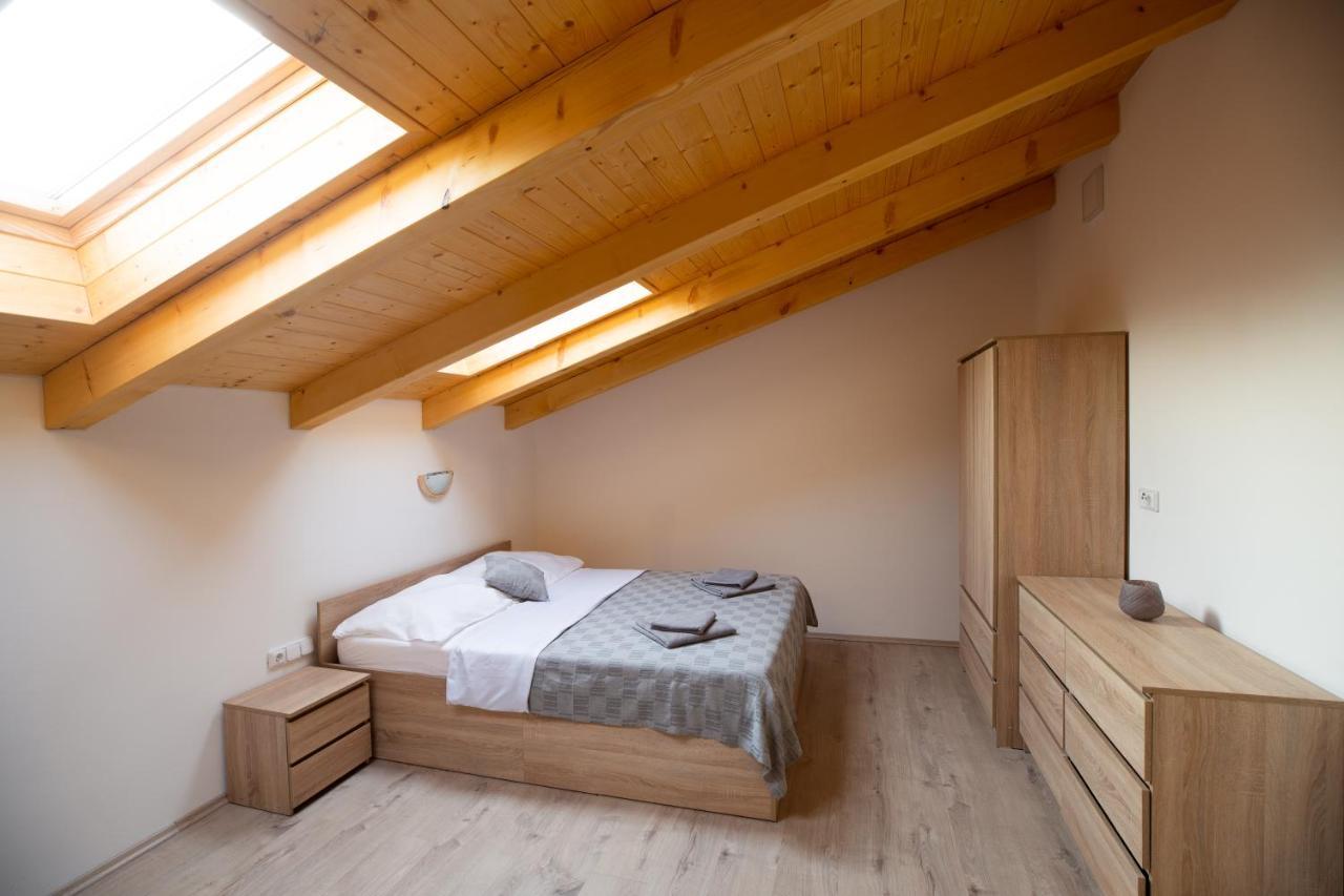 Kuca Nerezinka Appartement Nerezine Buitenkant foto
