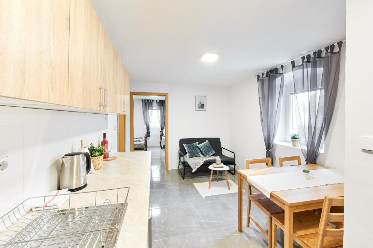 Kuca Nerezinka Appartement Nerezine Buitenkant foto